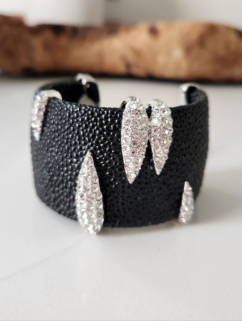 de Grisogono Replica: Faux Diamond and Faux Shagreen Cuff